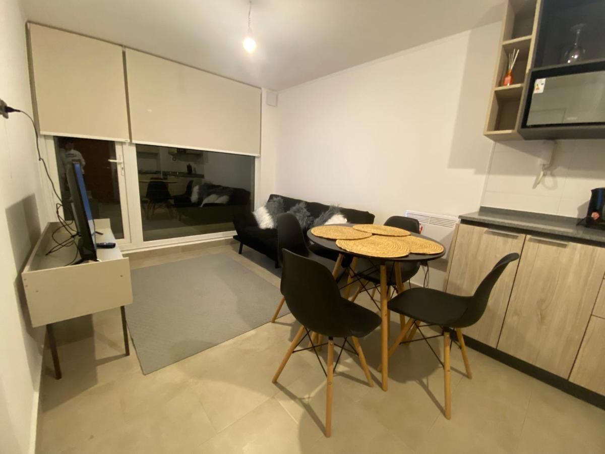 Departamento Central Valdivia Luaran gambar